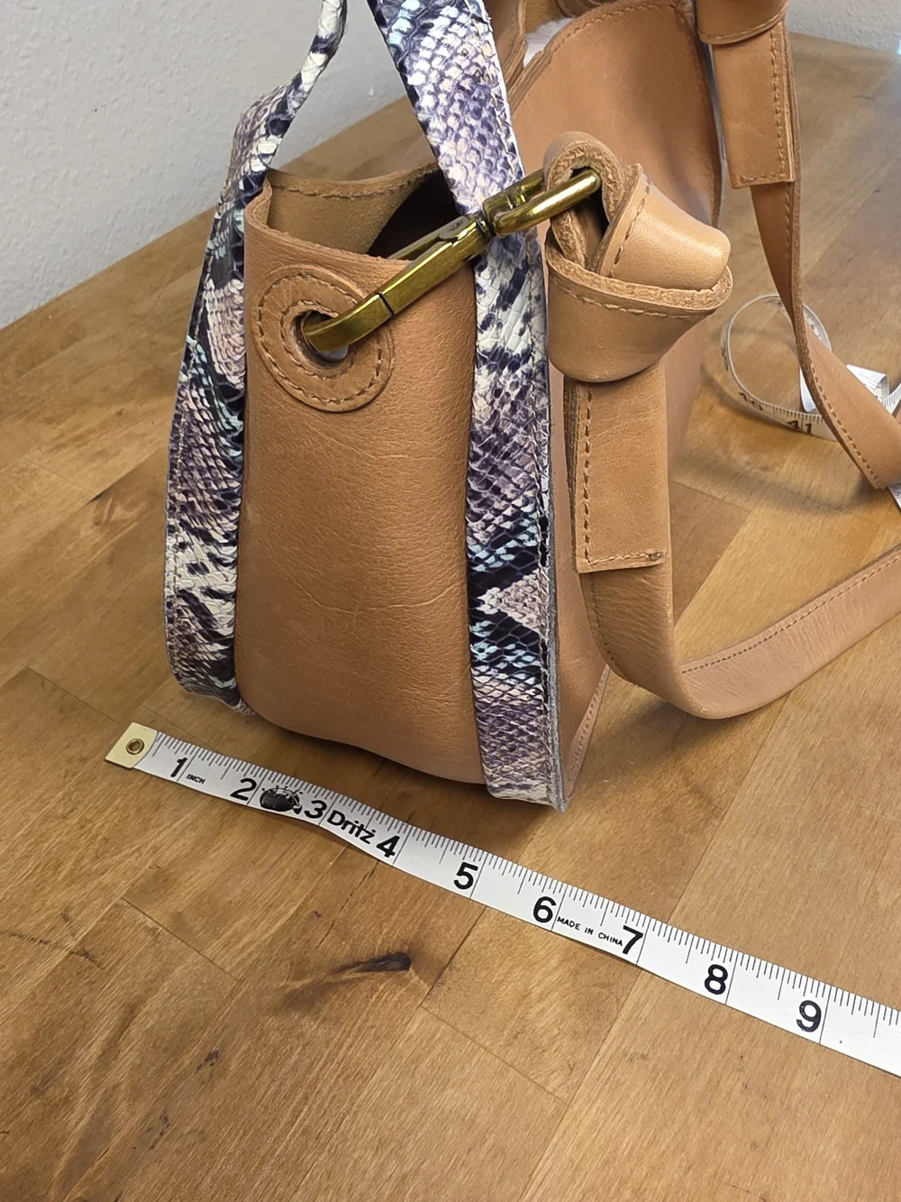 Madewell The Sydney Crossbody Bag Snake Embossed Leather Handbag NWT MD183 - Picture 7 of 15